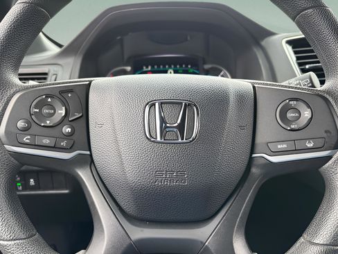 Certified 2022 Honda Pilot Sport image 33