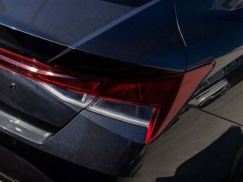 Used 2023 Hyundai Elantra SEL w/ Cargo Package image 38