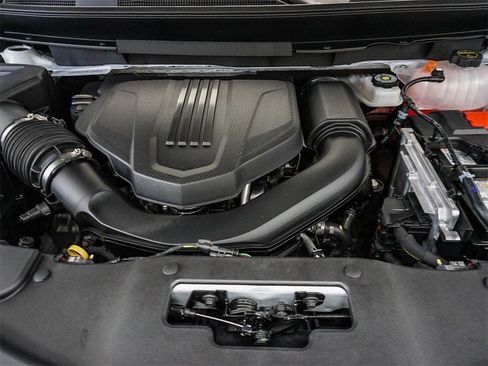 New 2026 Chevrolet Traverse RS w/ LPO, Floor Liner Package image 13