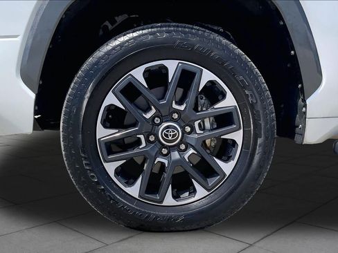 Used 2023 Toyota Tundra Limited w/ Power Package AWD/4WD image 11