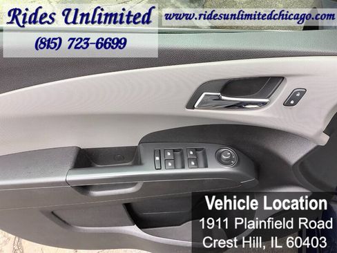 Used 2016 Chevrolet Sonic LT FWD image 10