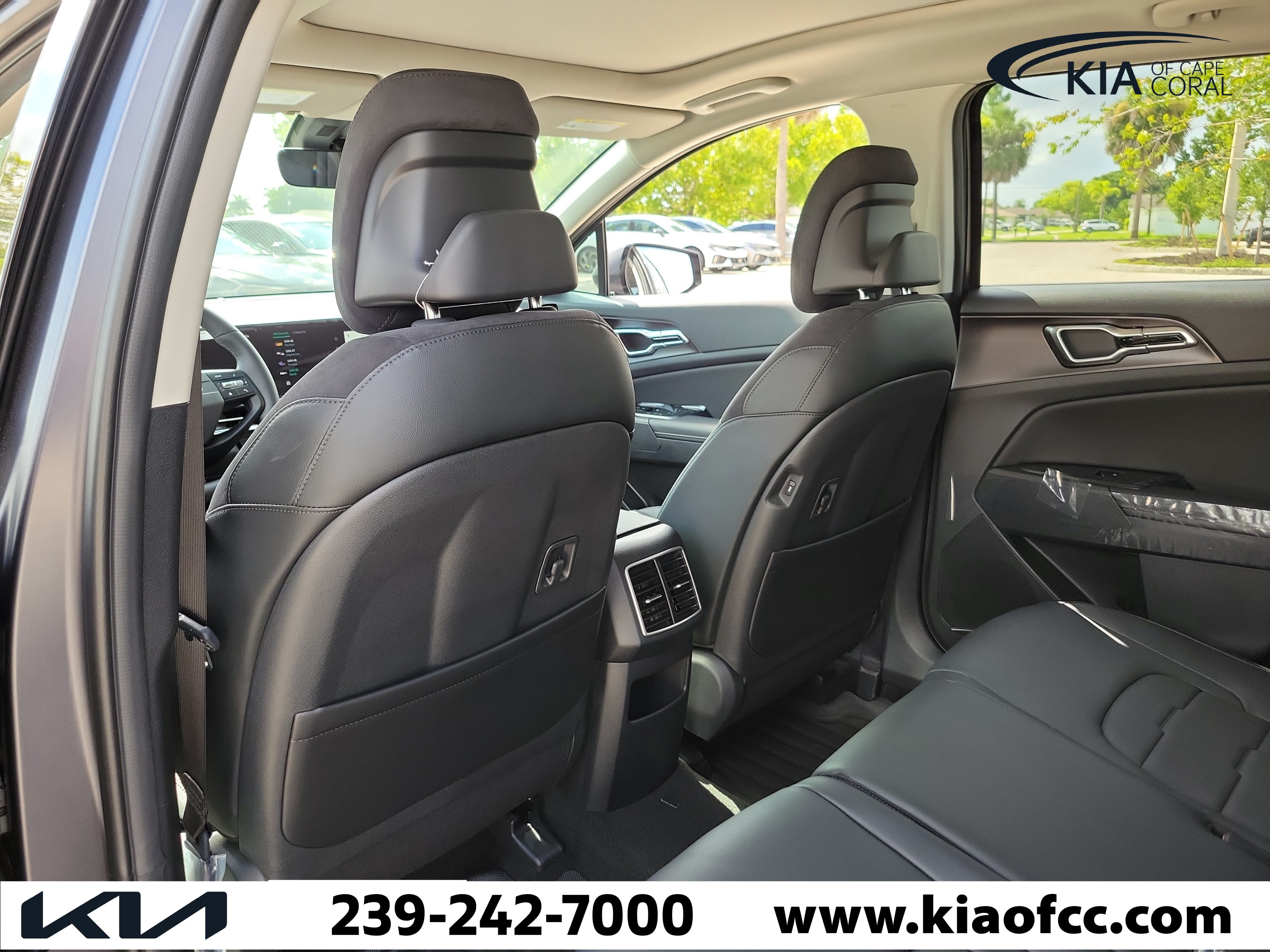 New 2026 Kia Sportage SX FWD image 13