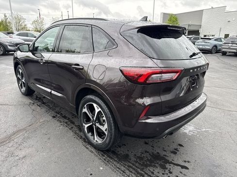 Certified 2023 Ford Escape ST-Line Elite AWD/4WD image 5
