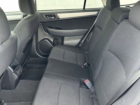 Used 2019 Subaru Outback 2.5i Premium w/ Popular Package #2 AWD/4WD image 12