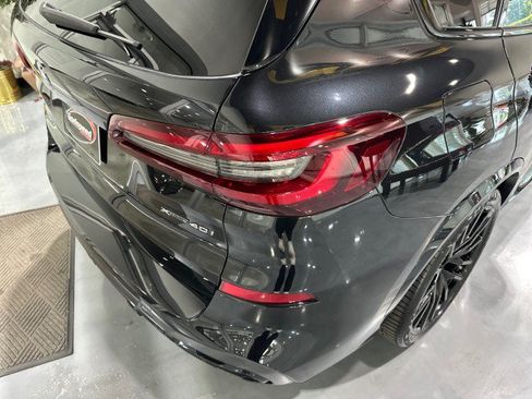 Used 2022 BMW X5 xDrive40i w/ M Sport Package AWD/4WD image 26