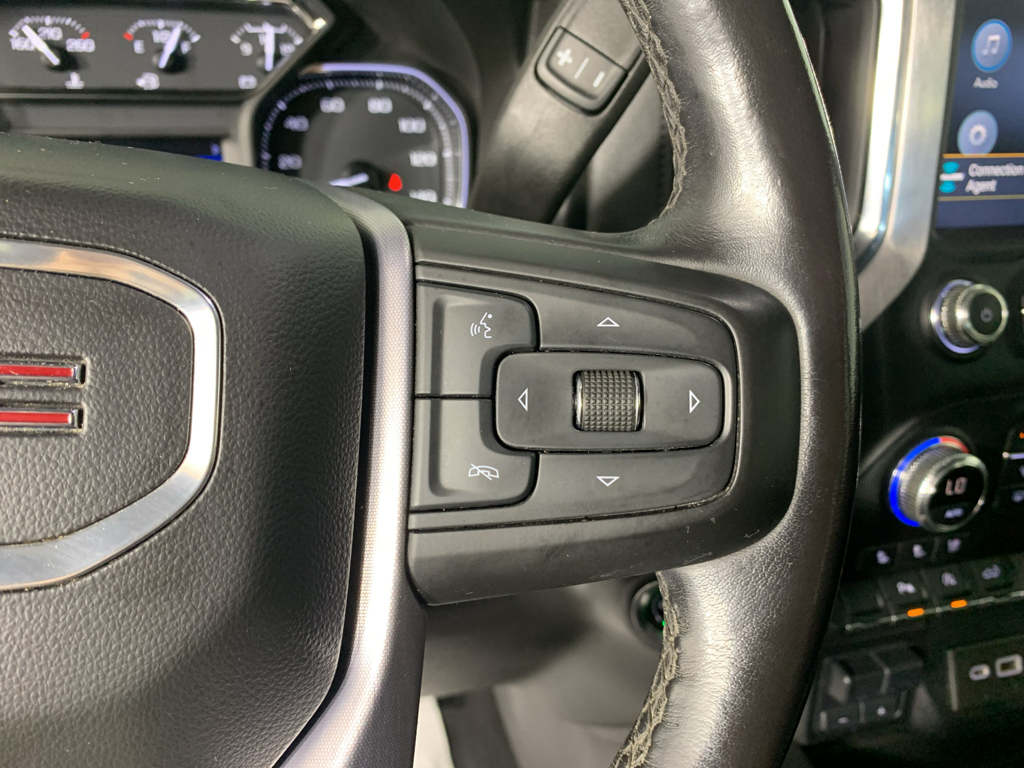 Used 2021 GMC Sierra 1500 SLT w/ SLT Premium Package AWD/4WD image 18
