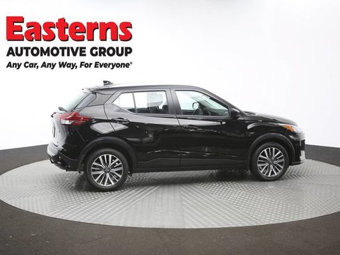 Used 2023 Nissan Kicks SV FWD image 42