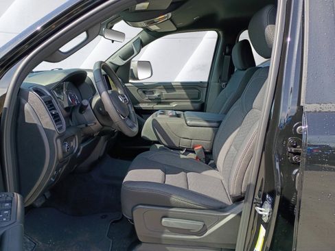 New 2026 RAM 1500 Express AWD/4WD image 10
