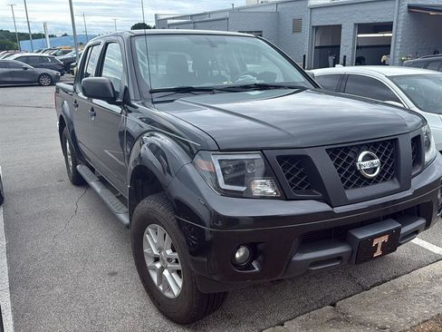 Used 2019 Nissan Frontier SV w/ Value Truck Package AWD/4WD image 1