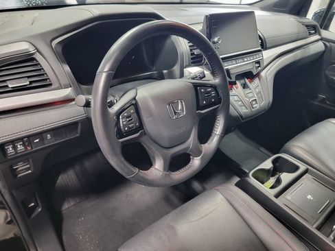 Certified 2025 Honda Odyssey Sport-L image 11