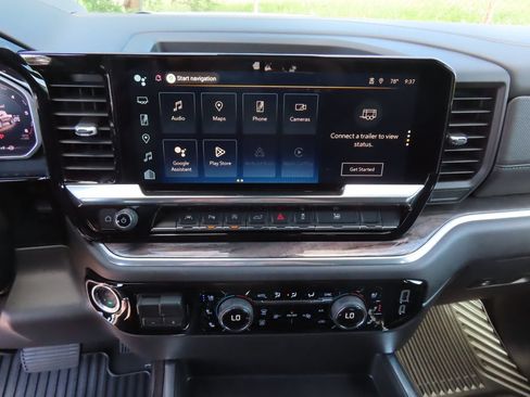 New 2026 Chevrolet Silverado 1500 LTZ w/ LTZ Premium Package AWD/4WD image 5