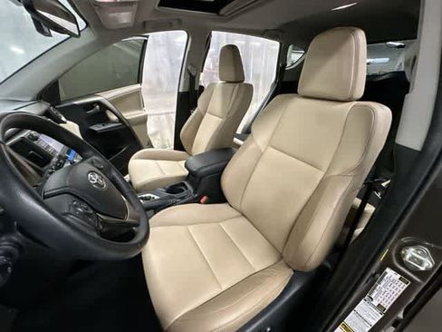 Used 2013 Toyota RAV4 Limited AWD/4WD image 16