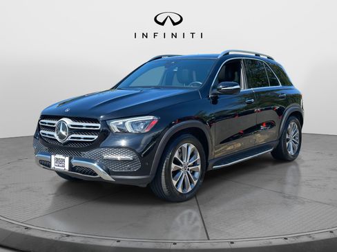 Used 2022 Mercedes-Benz GLE 350 4MATIC w/ Premium Package image 2