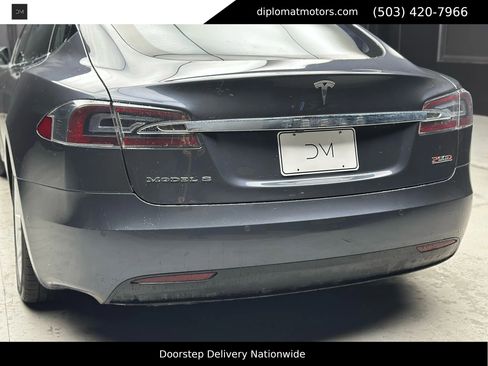 Used 2016 Tesla Model S P90D image 16