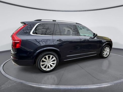 Used 2016 Volvo XC90 T6 Momentum AWD/4WD image 4