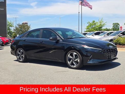 Certified 2022 Hyundai Elantra Limited FWD image 1