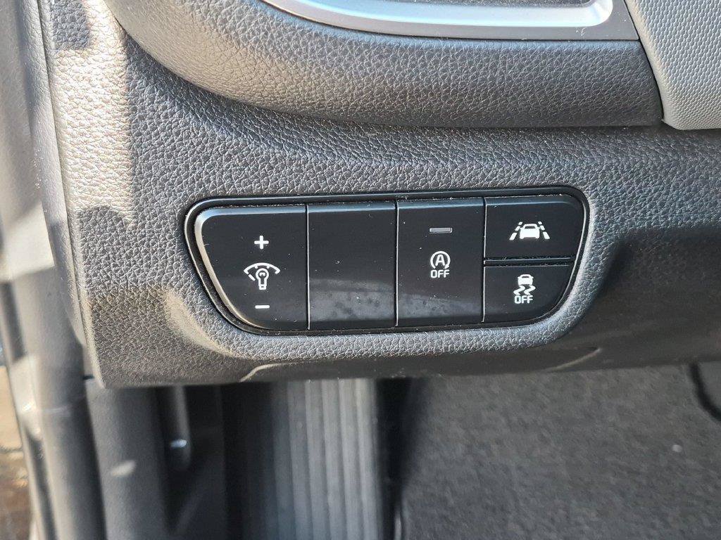 Used 2023 Kia Seltos LX AWD/4WD image 13