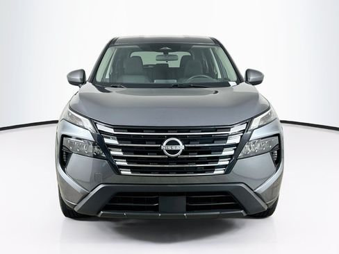 Used 2026 Nissan Rogue SV AWD/4WD image 2