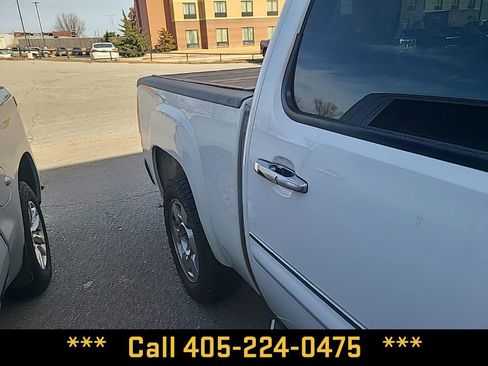 Used 2010 GMC Sierra 1500 SLE w/ Texas Edition image 14