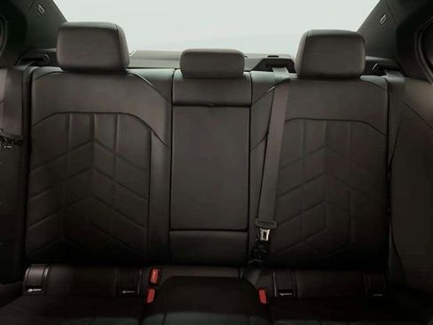 Used 2025 BMW 530i image 75