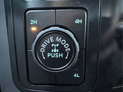 Used 2026 Ford F150 XLT w/ Equipment Group 302A MID image 17