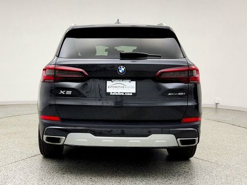 Used 2022 BMW X5 xDrive40i w/ Premium Package image 6