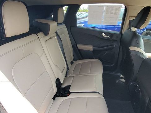 Used 2020 Ford Escape Titanium AWD/4WD image 26