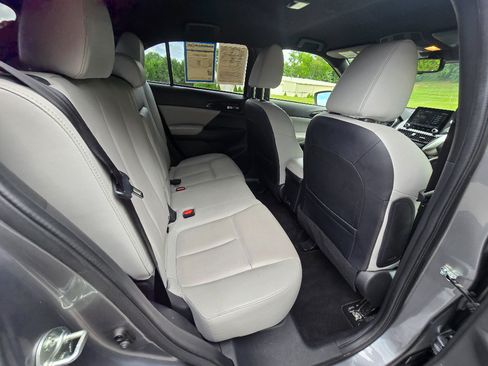 Used 2024 Mitsubishi Eclipse Cross SEL AWD/4WD image 22