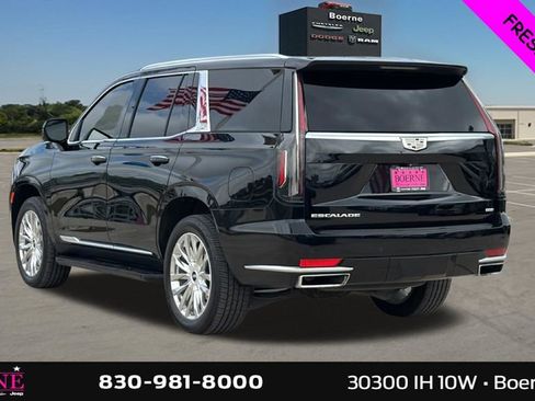 Used 2023 Cadillac Escalade Premium Luxury RWD image 5