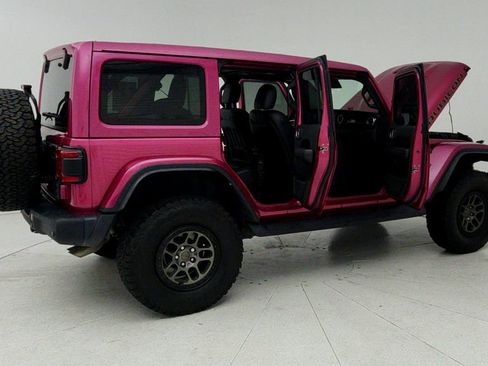 Used 2022 Jeep Wrangler Unlimited Rubicon w/ Xtreme Recon 35" Tire Package AWD/4WD image 13