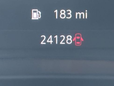 Used 2025 Chevrolet Blazer LT image 42