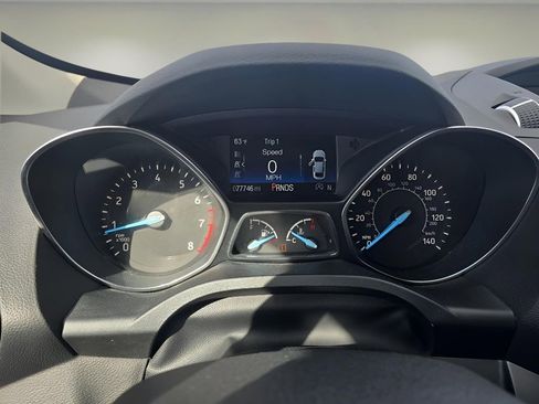 Used 2018 Ford Escape SE image 22