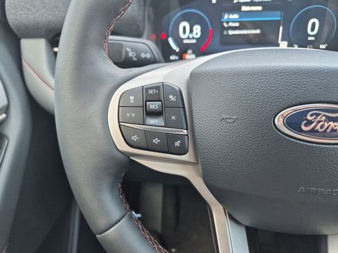 New 2026 Ford Explorer Active w/ Active Comfort Package image 25