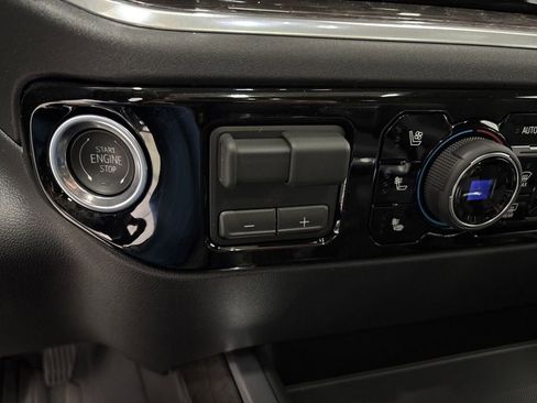 New 2026 Chevrolet Silverado 1500 LTZ w/ LTZ Premium Package AWD/4WD image 22