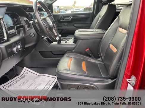 Used 2022 GMC Sierra 1500 AT4 w/ AT4 Premium Package AWD/4WD image 12
