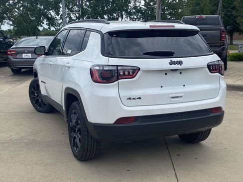 New 2026 Jeep Compass Latitude AWD/4WD image 4