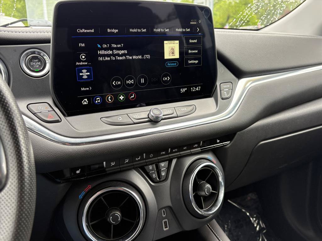 Used 2024 Chevrolet Blazer LT w/ Convenience Package FWD image 11
