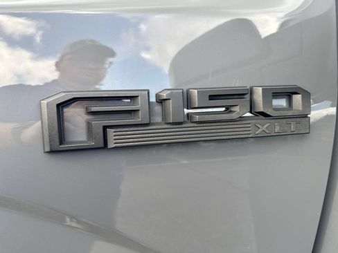 Used 2020 Ford F150 XLT w/ Equipment Group 302A Luxury AWD/4WD image 26