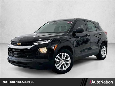 Used 2023 Chevrolet TrailBlazer LS FWD image 1