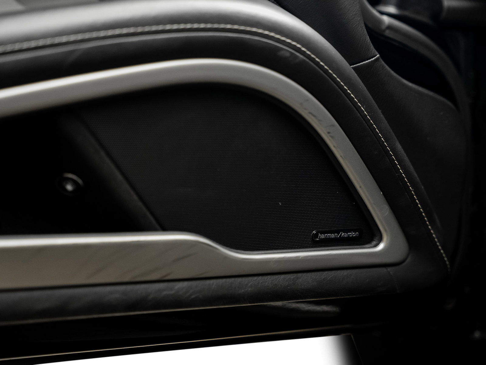 Used 2013 SRT Viper GTS w/ GTS Laguna Interior Pkg RWD image 60