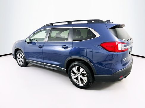 Used 2025 Subaru Ascent Premium image 5