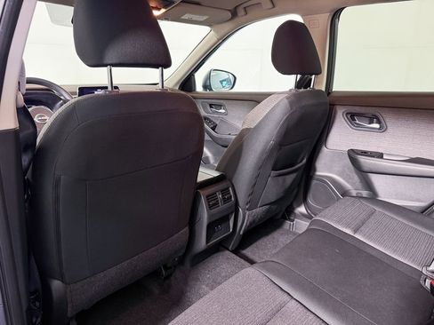 Certified 2023 Nissan Rogue SV image 42