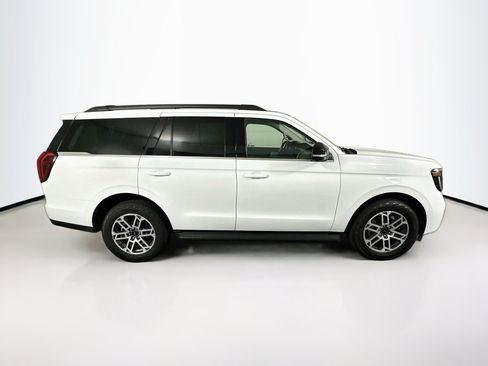 Used 2025 Ford Expedition Active AWD/4WD image 10