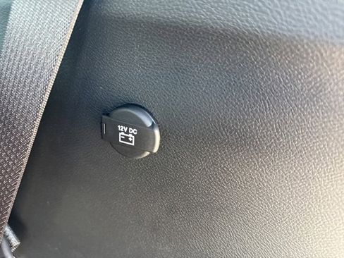 New 2026 Chrysler Pacifica Select image 10