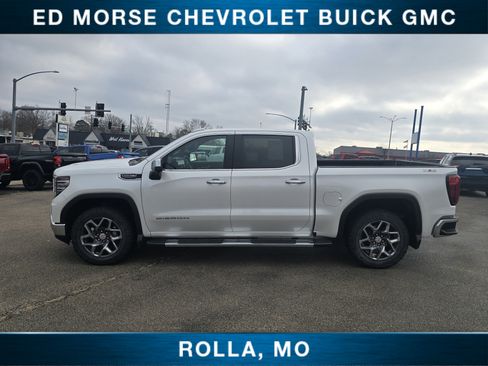 Used 2023 GMC Sierra 1500 SLT w/ SLT Premium Package image 6