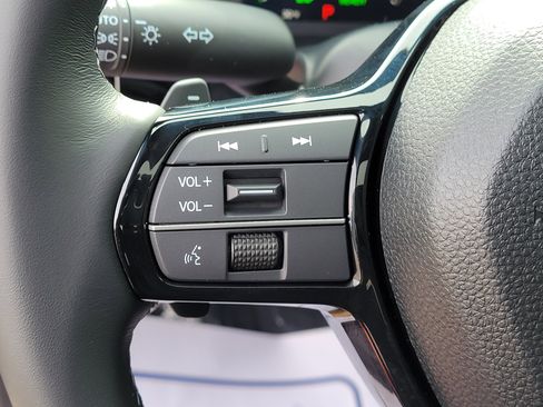 Certified 2025 Honda Civic Sport Touring image 22