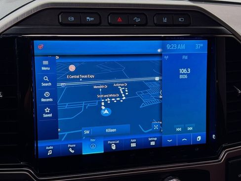 Used 2022 Ford F350 Platinum w/ FX4 Off-Road Package image 18