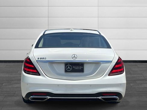 Used 2018 Mercedes-Benz S 560 Sedan image 4