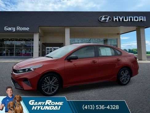 Used 2023 Kia Forte GT-Line w/ GT-Line Technology Package FWD image 3