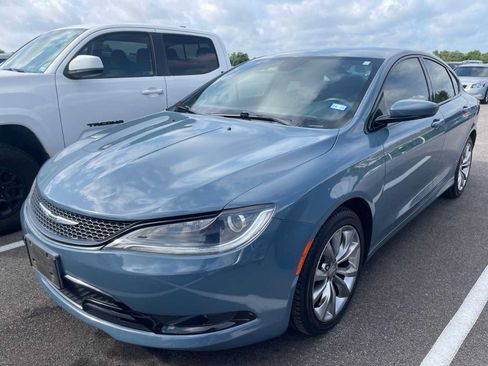 Used 2015 Chrysler 200 S w/ Navigation & Sound Group I FWD image 1